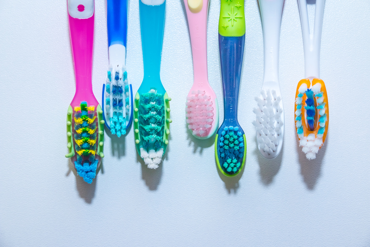 Best Tips to Pick Right Toothbrush That Suits You